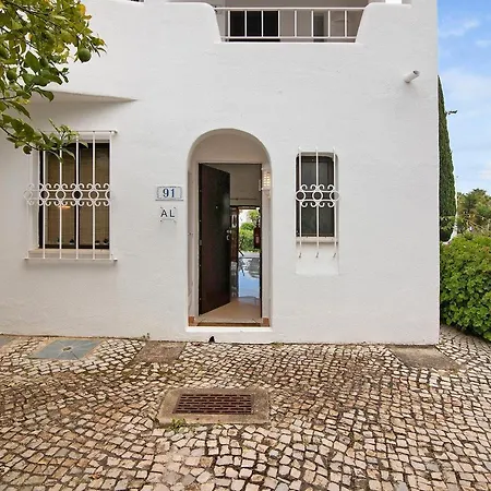 Arribas Studio Apartment
